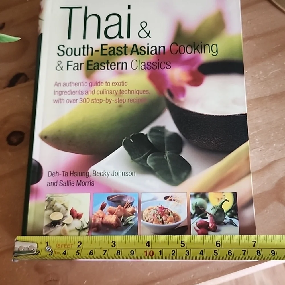 Thai & South-East Asian Cooking Book - Picture 8 of 16